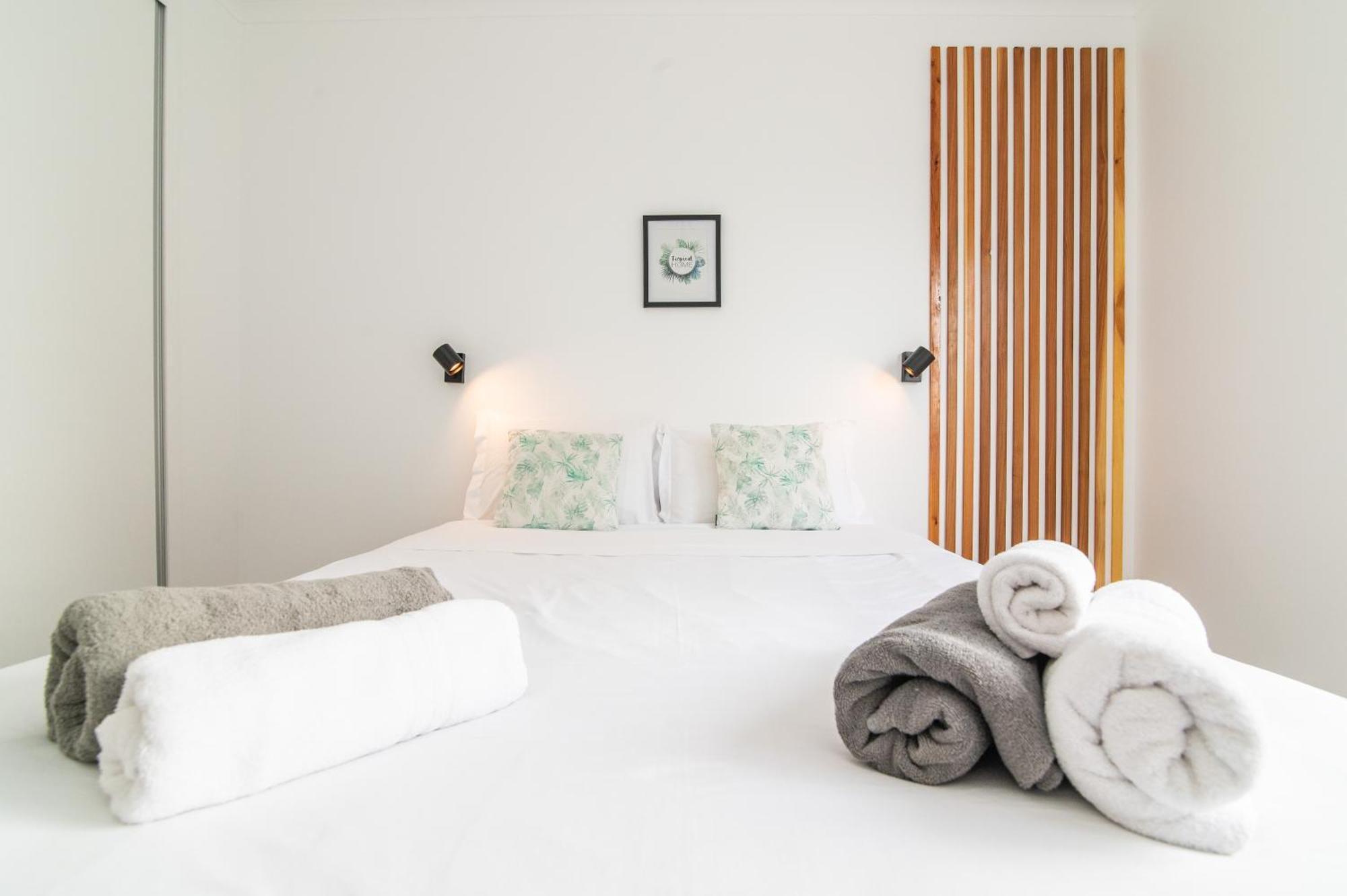 P&H Holiday Beach Apt Понта-Делгада Экстерьер фото